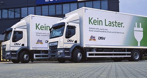 DAF E-Lkw mit dm und DSV Aufdruck