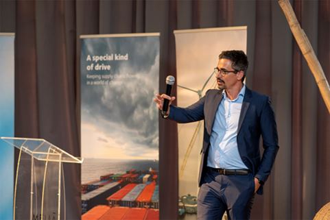 Philip Bchler giving a presentation at the DSV and Standard Bank workshop