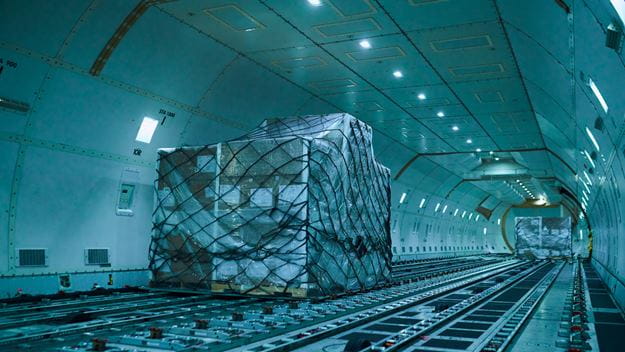 transporte maritimo aéreo